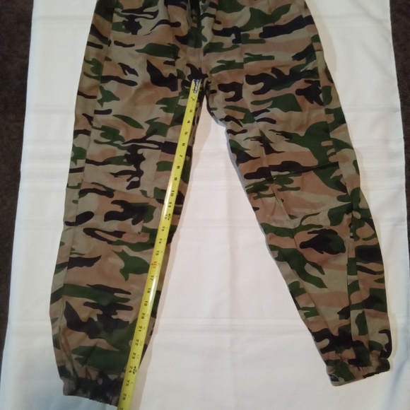 Camouflage Pants - Camo Green Size Small New - Picture 2 of 6